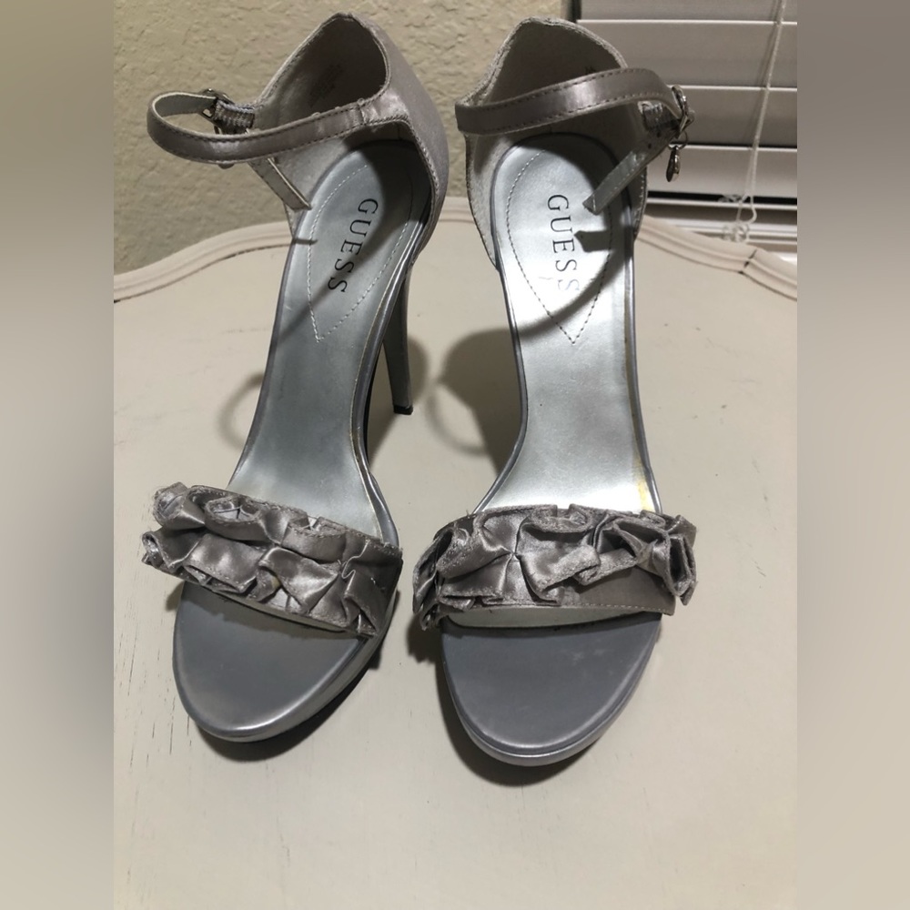 Guess taupe heels